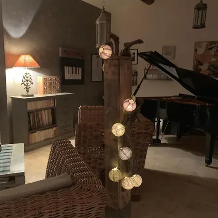 La Maison Du Pianiste